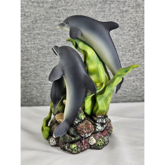 VINTAGE UNISEX MULTICOLOR THREE DOLPHINS CLAM SHELL FIGURINE - 6.75" - Picture 3 of 6